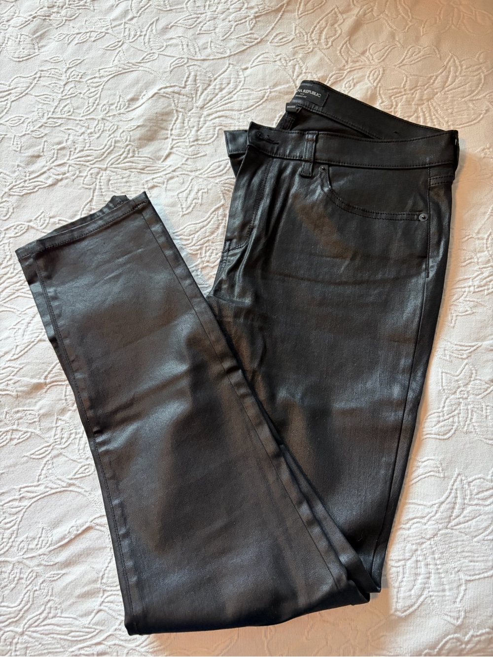 Banana Republic Black Coated Skinny Jeans 10 women